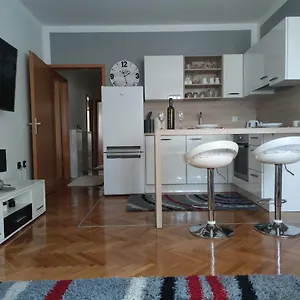 Apartman Sve U 5 Minuta