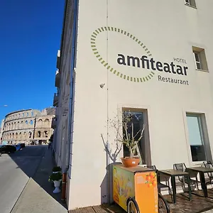 https://hotel-amfiteatar.in-istria.net